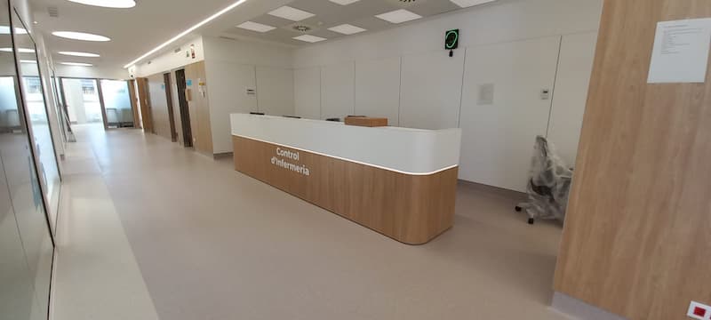 revestimiento fenolico hospital